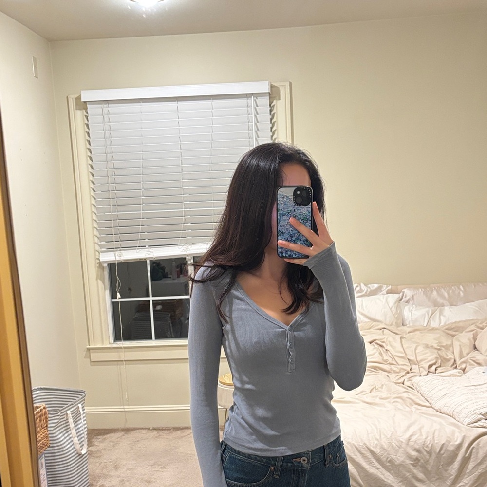 Aritzia homestretch Henley (S)